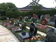 艺术墓碑：展现生命的故事，，，转达永恒的情绪