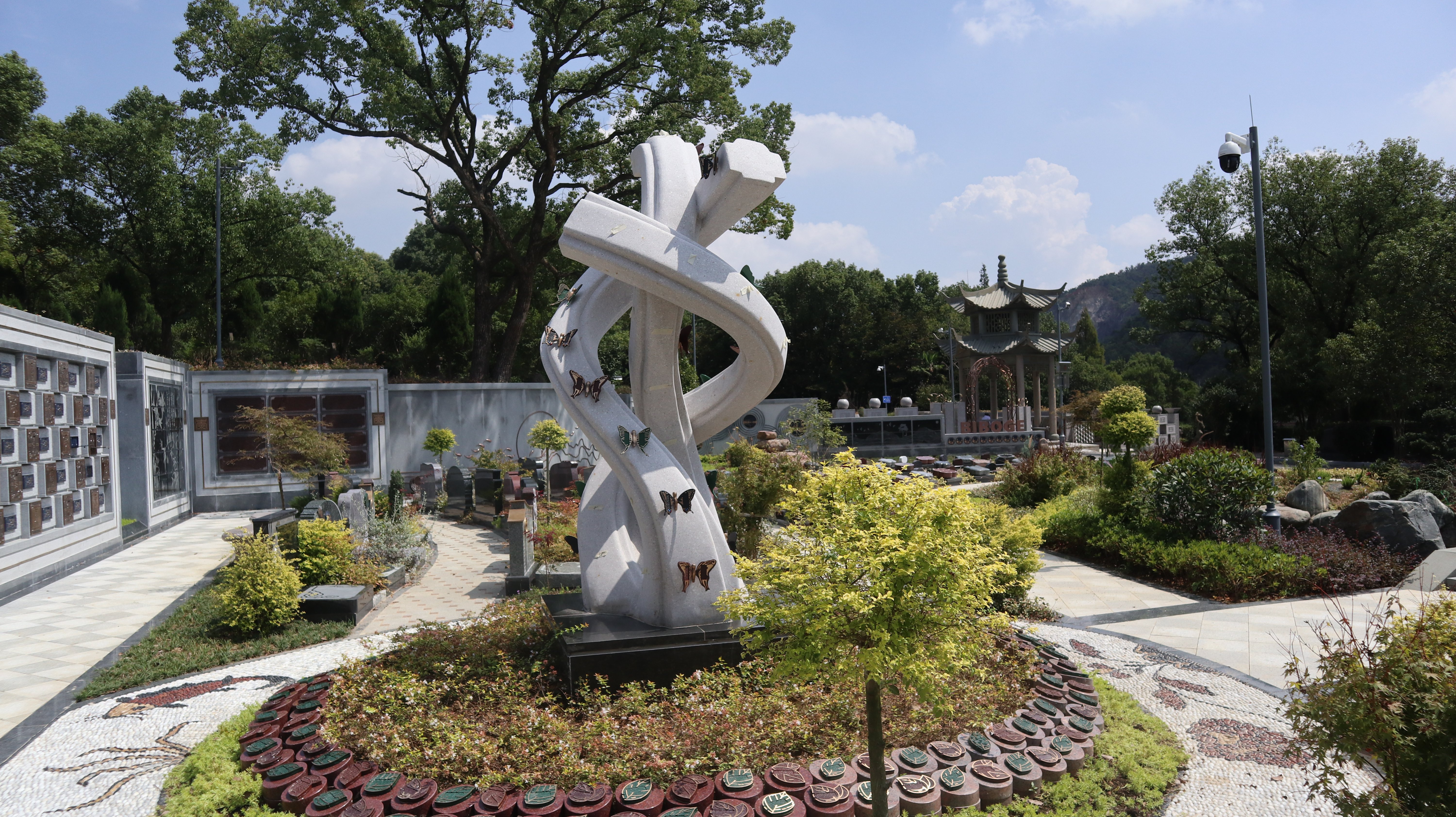 太阳城官网以”微刷新”引领老旧墓园走向绿色生态未来