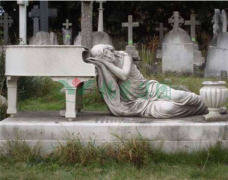 墓碑也需要特色？？？？？？？盘货天下上最具创意的墓碑