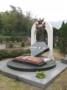 名人墓碑应该怎样设计？？？探索永恒印记的艺术与思索